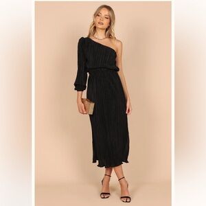 Petal + Pup Pontee One-Shoulder Pleated Midi Dress